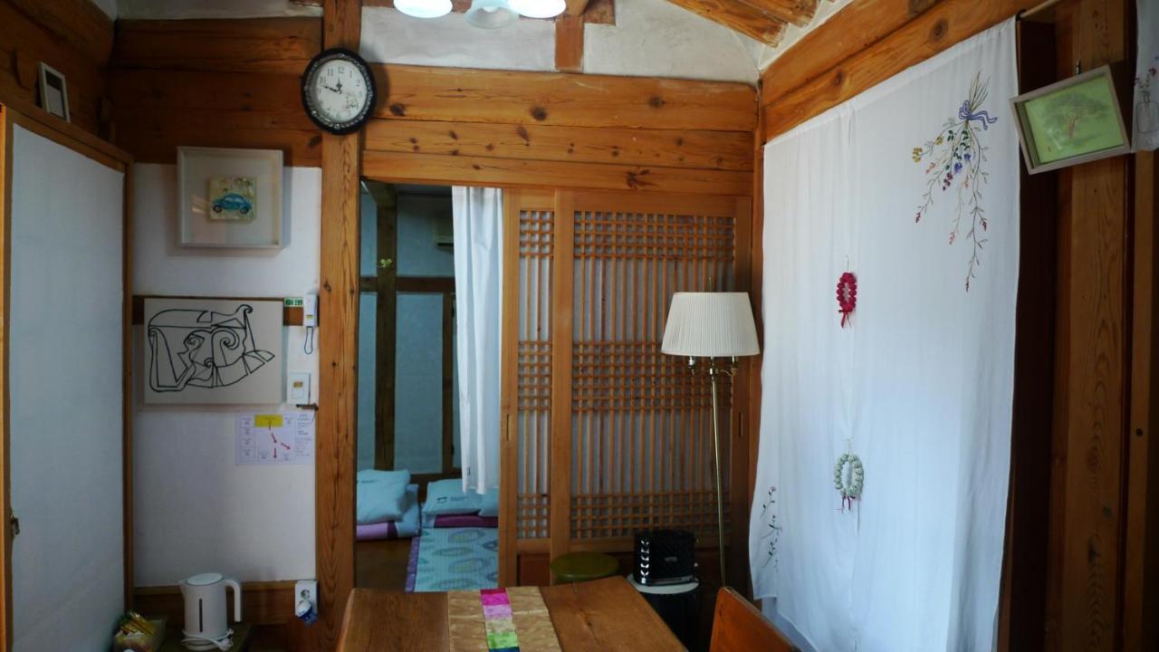 Namhyundang - Hanok Korean Traditional House Seoul Exterior foto