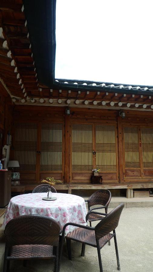 Namhyundang - Hanok Korean Traditional House Seoul Exterior foto